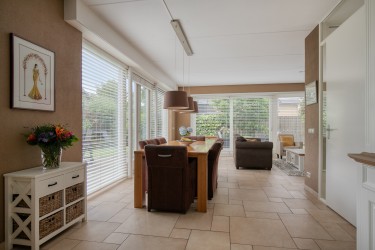 Lichte woonkamer