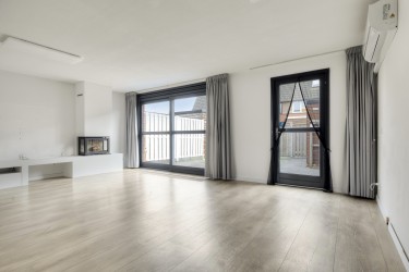 Ruime woonkamer