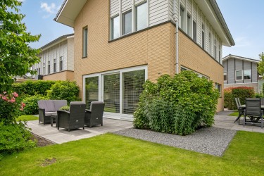 Tuin rondom