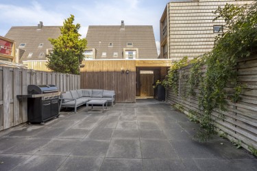 Zonnige tuin
