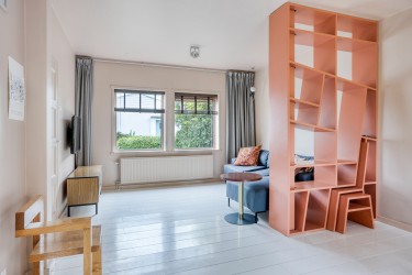 Lichte woonkamer