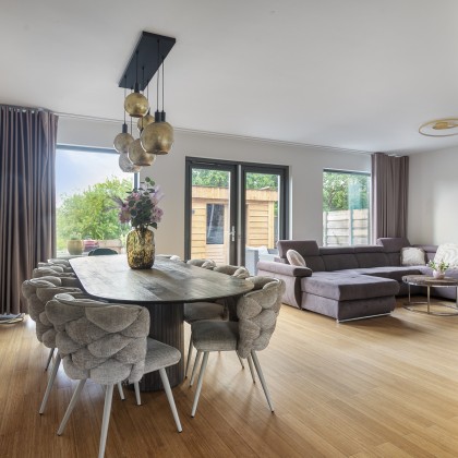 Ruime woonkamer