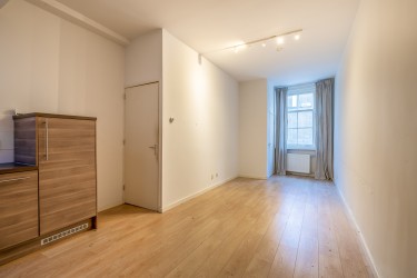 2 woonkamers aanwezig