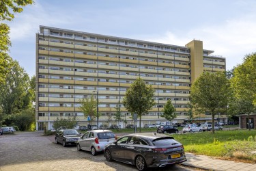 766309br_7838360_1678330_photos_van-vollenhovenplein-86VanVollenhovenplein862313EDLeidenNL-02.jpg
