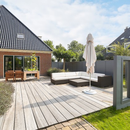 Zonnige tuin