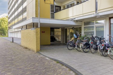 766309br_7838360_1678330_photos_van-vollenhovenplein-86VanVollenhovenplein862313EDLeidenNL-04.jpg