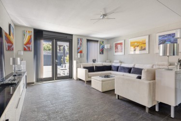 Lichte woonkamer