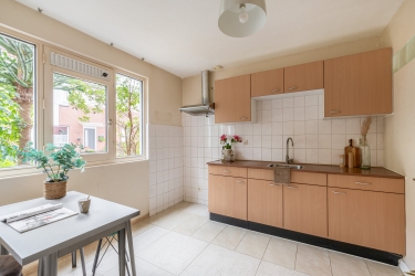 Keuken met eethoek