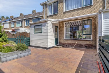 Zonnige tuin