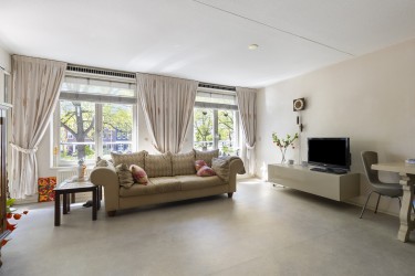 Lichte woonkamer