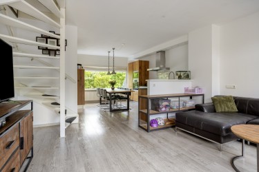 Lichte woonkamer