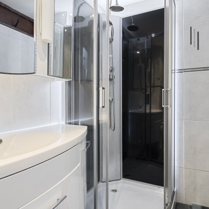 Drie badkamers