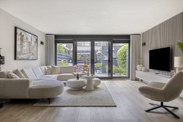 Lichte woonkamer