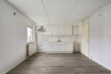 Een ruime keuken