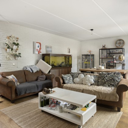 Royale lichte woonkamer