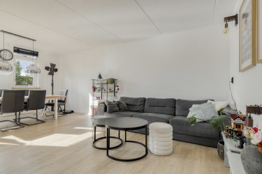 Lichte woonkamer