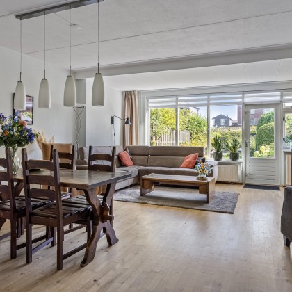 Lichte woonkamer