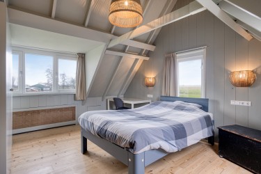 2 ruime slaapkamers