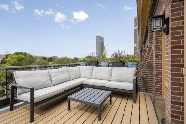 Ruim dakterras