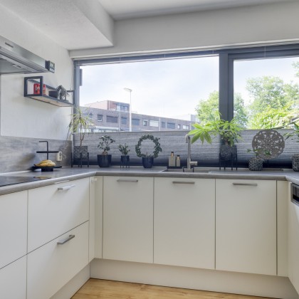 Keuken met inbouwapparatuur
