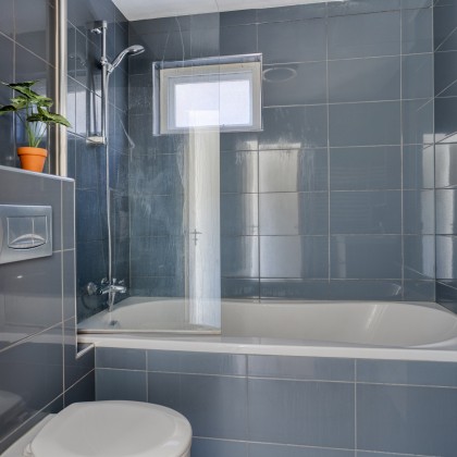 Twee badkamers