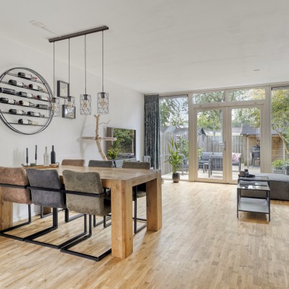 Lichte woonkamer
