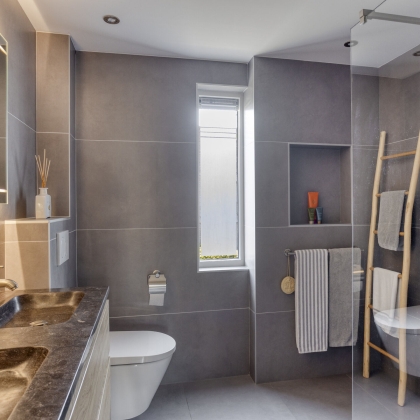 Luxe badkamer uit 2023