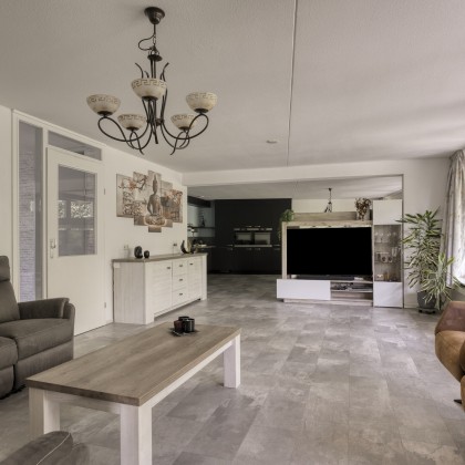 Lichte woonkamer