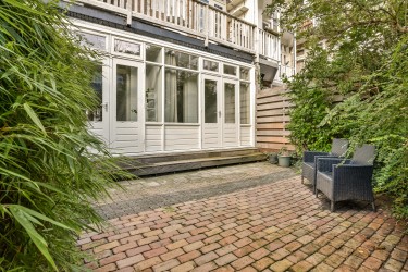 Zonnige tuin