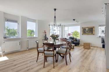 Ruime woonkamer