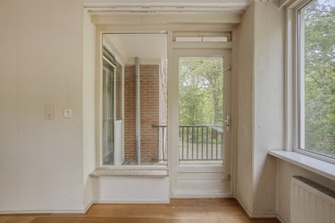 Balkon in het groen